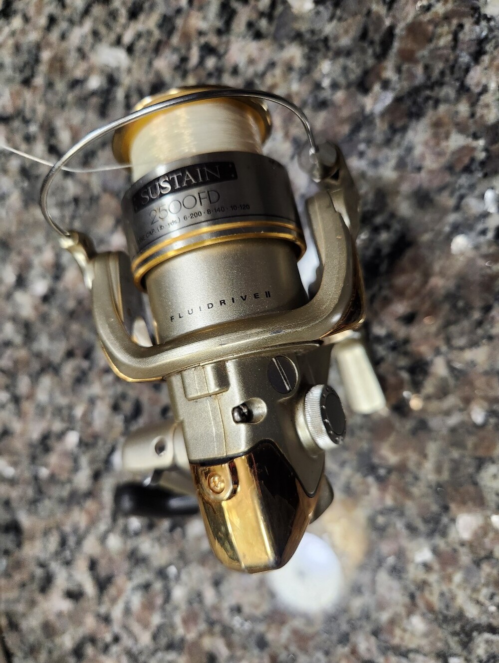 🔥HOT DEAL🔥 Shimano Sustain 2500FD Reel With Box